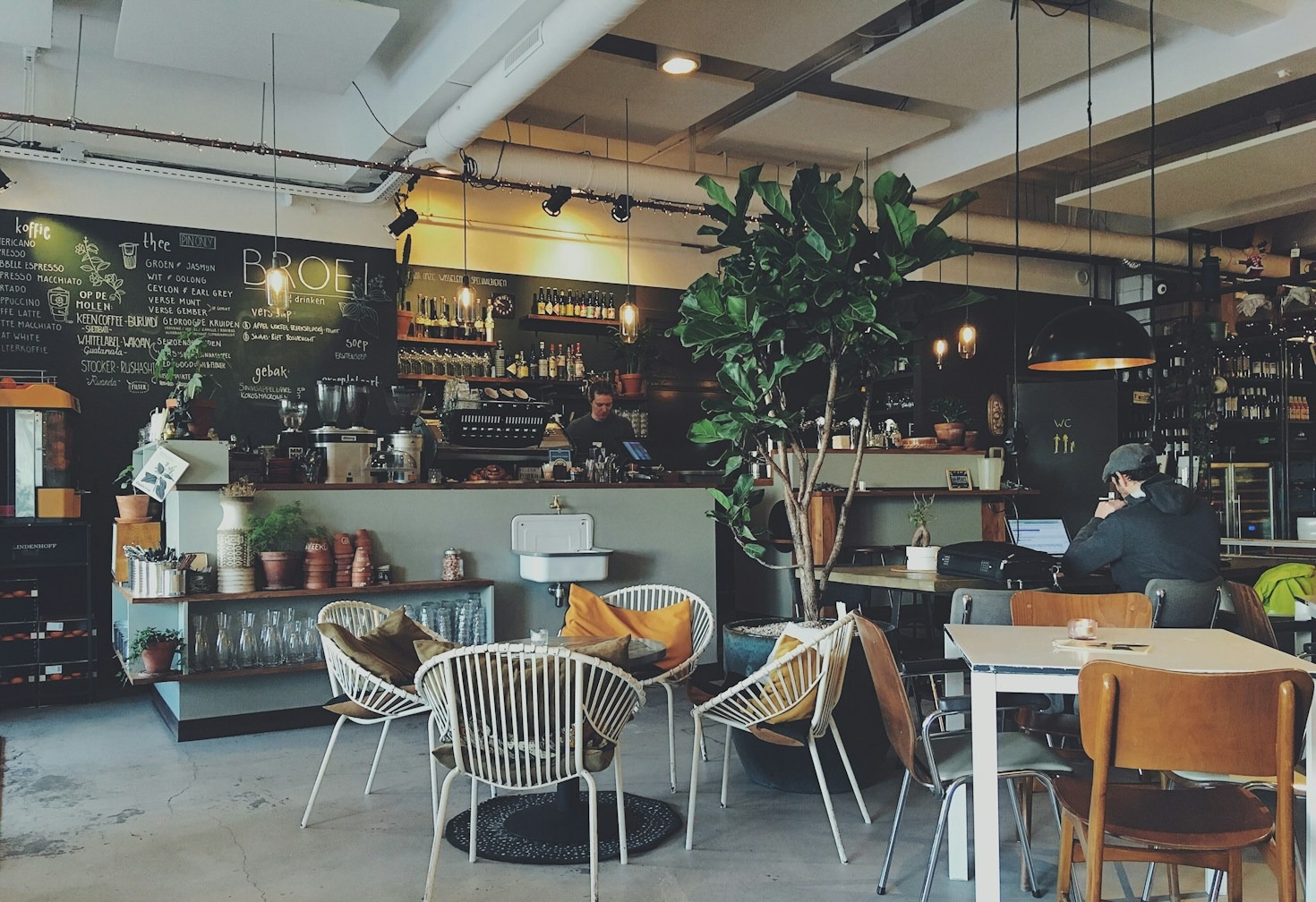 A Day in the Life at N2 Cafe